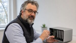 UGREEN NAS verbraucht zu viel Strom: Standby, Dienste und Laufwerke prüfen